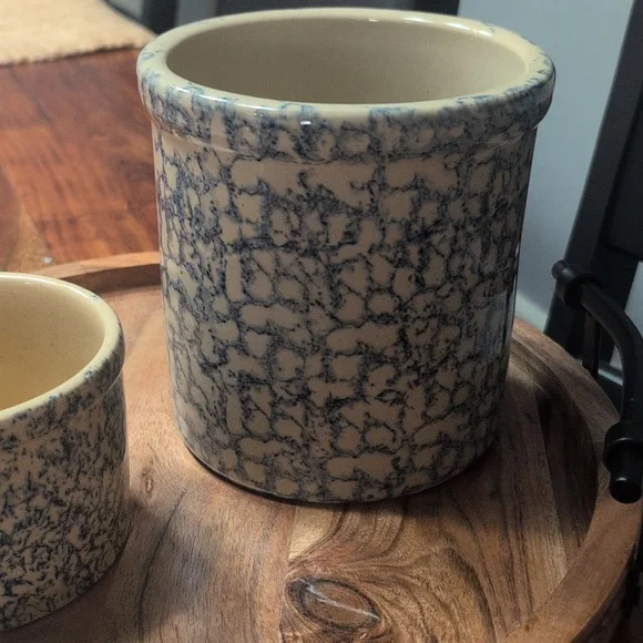 Roseville Pottery Spongeware crocks - Picture 3 of 7